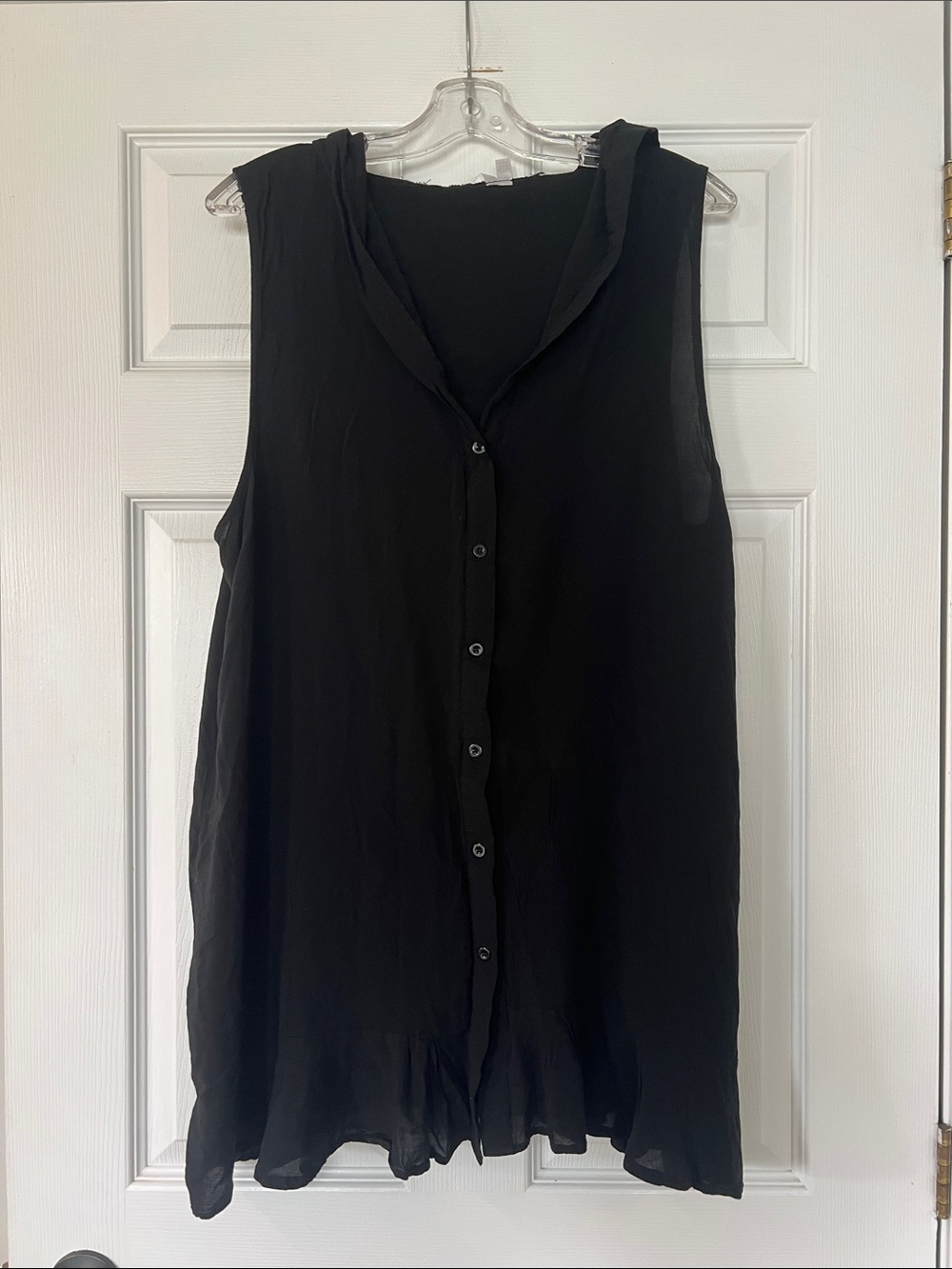 La Vie En Rose Black Sleeveless Button-Up Swim Coverup